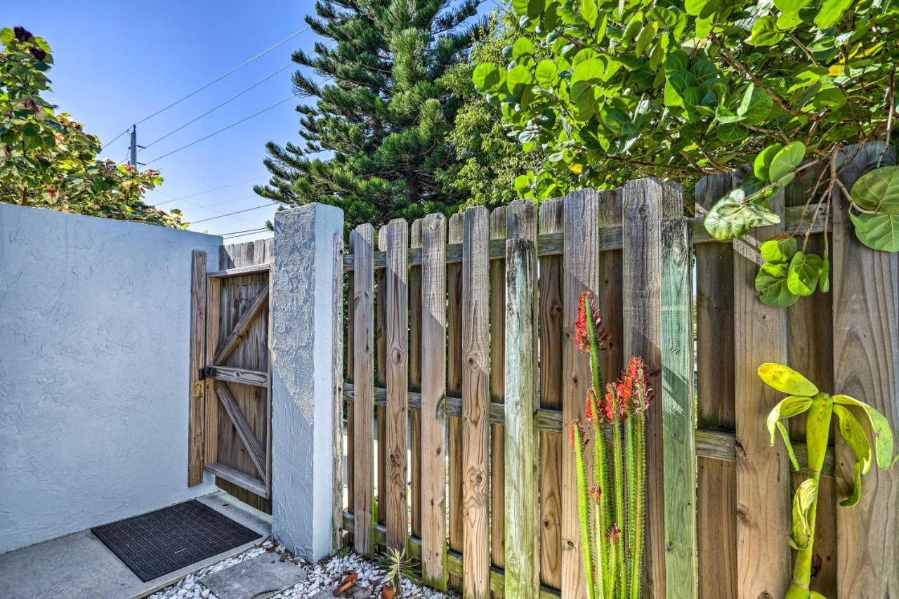 Cape Canaveral Home With Balcony Walk To Beach Extérieur photo